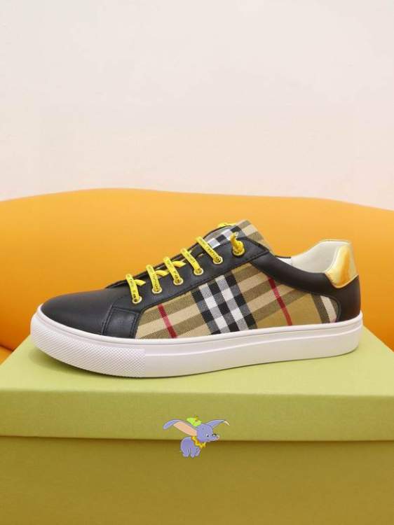 Picture of Burberry Shoes _SKUBurberrysz38-44ngh02571984